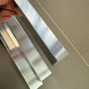 Kc Geometric Aluminium Angle 1.4/1.5mm x 3m Bright Silver - Size: 40mm × 40mm × 1.5mm